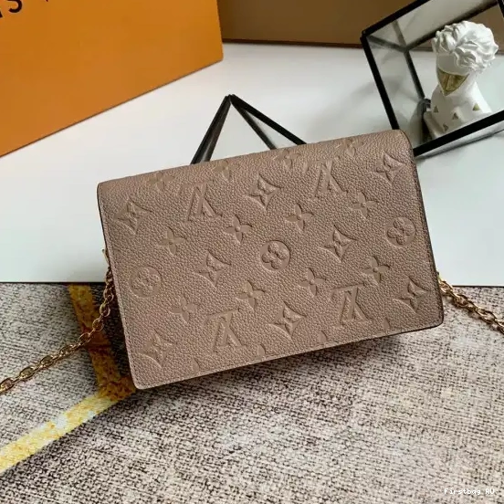 Firstbag ru LOUIS CHAIN VUITTON VAVIN WALLET 0610